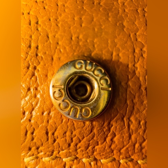 GUCCI
X Disney Brown GG Mickey Mouse Wallet ,Box, cards, dust bag and COA - Picture 10 of 16